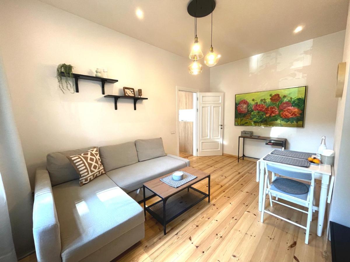 Cozy Home Matisa Apartment, Free Parking, Self Check-In Rīga Exterior foto